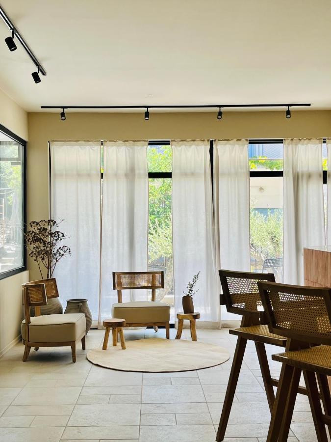 קאקופטריה Thymises Boutique Hotel מראה חיצוני תמונה